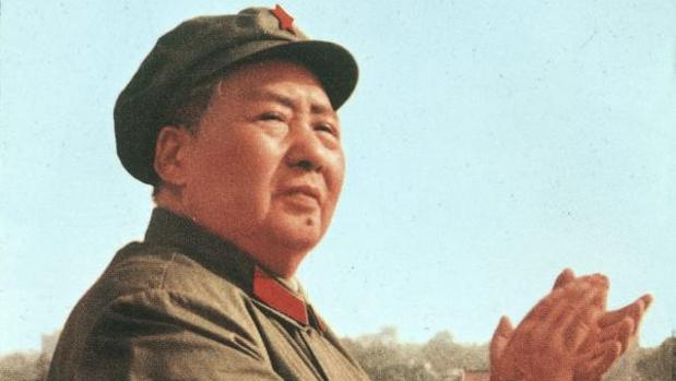 Naixement a Xina del líder revolucionari Mao Zedong