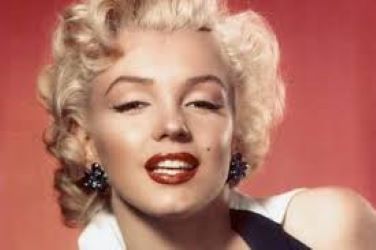 Mort, per aparent suicidi, de l’actriu nord-americana Marilyn Monroe