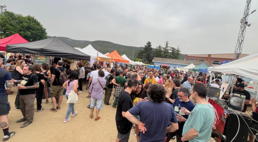 Més de 4.000 persones han gaudit de la Mostra de cervesa artesana de Mediona aquest dissabte